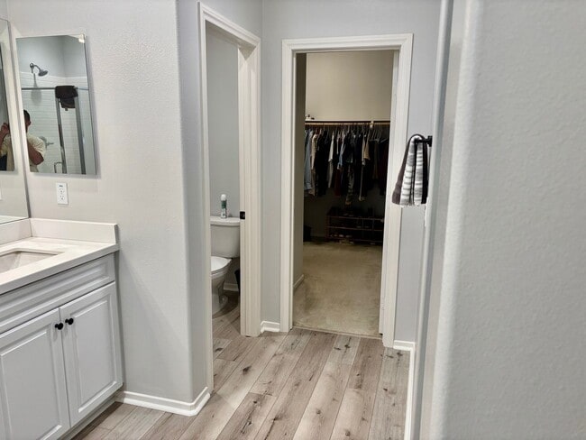 Building Photo - 3257 E Wild Horse Privado