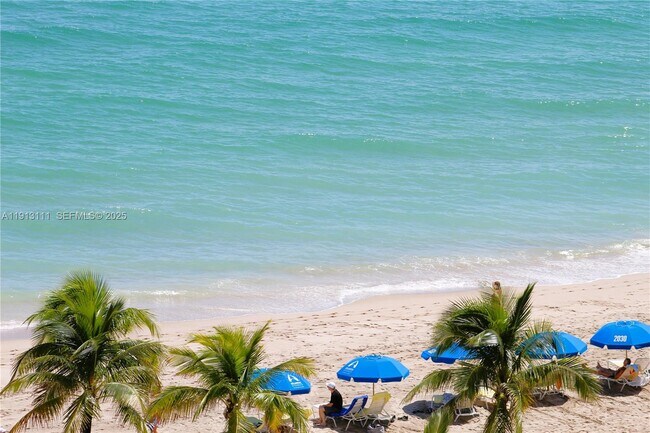 Building Photo - 2030 S Ocean Dr