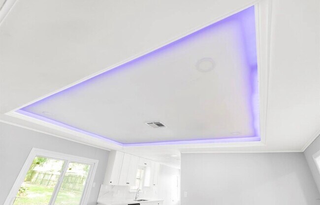 Building Photo - 7515 Jason St