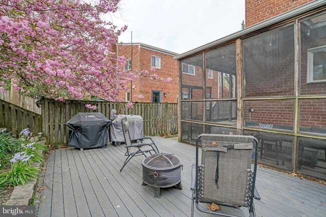 Building Photo - 113 E Taylor Run Pkwy