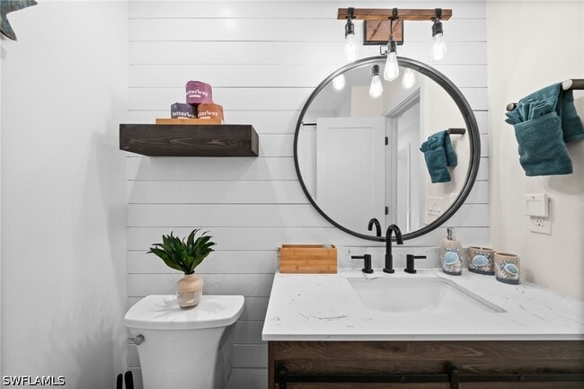 Building Photo - 738 95th Ave N