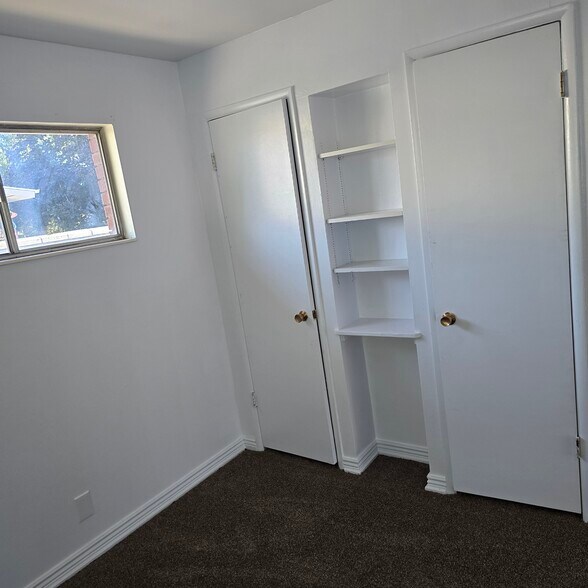 Building Photo - 3525 Royal Scott Dr