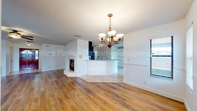 Building Photo - 111 Lobelia Rd