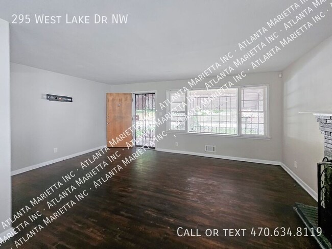 Building Photo - 295 W Lake Dr NW