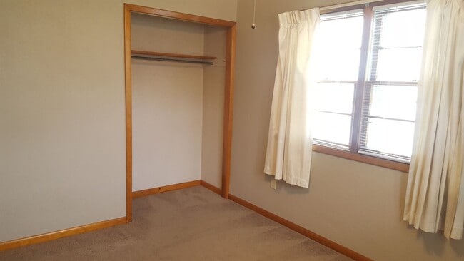 Building Photo - Quiet residential area not far from shopping.