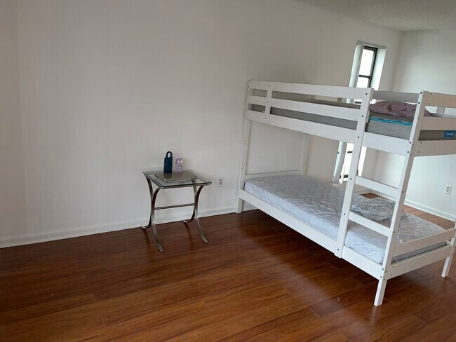 Building Photo - 20840 San Simeon Way