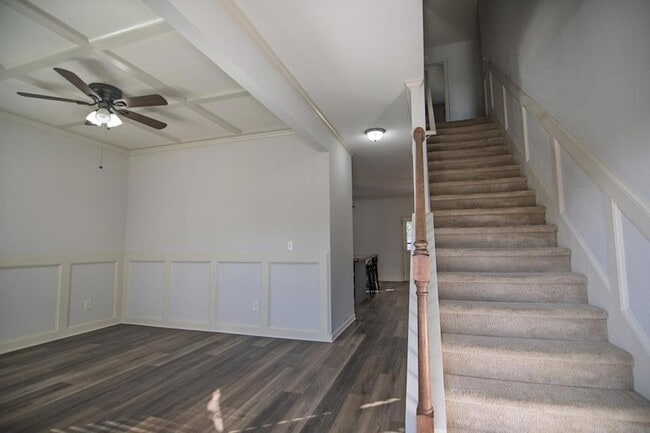 Building Photo - 1907 Westminster Dr