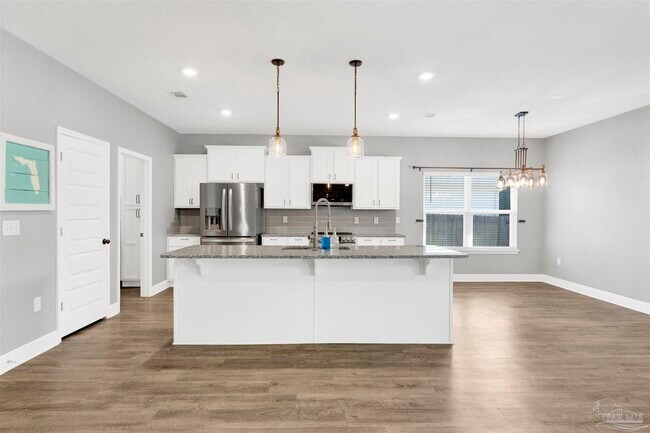 Building Photo - 7907 Majestic Cypress Dr