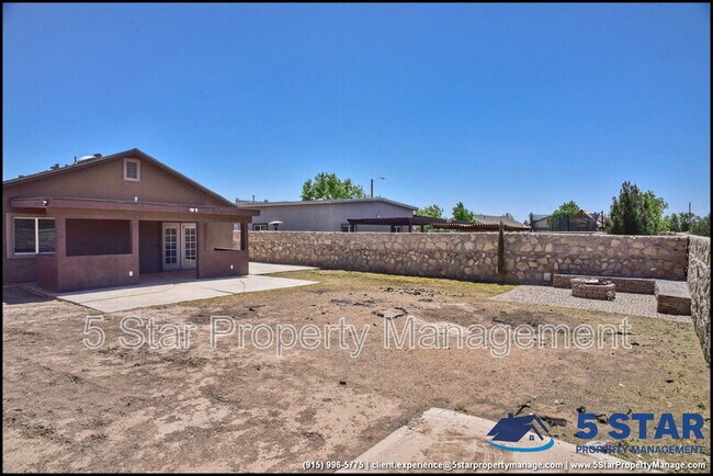Building Photo - 703 Lt Joe Magellanes Rd
