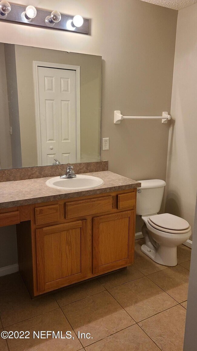 Building Photo - 12737 Chandler View Ct