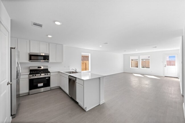 Building Photo - 5119 Red Drum Dr