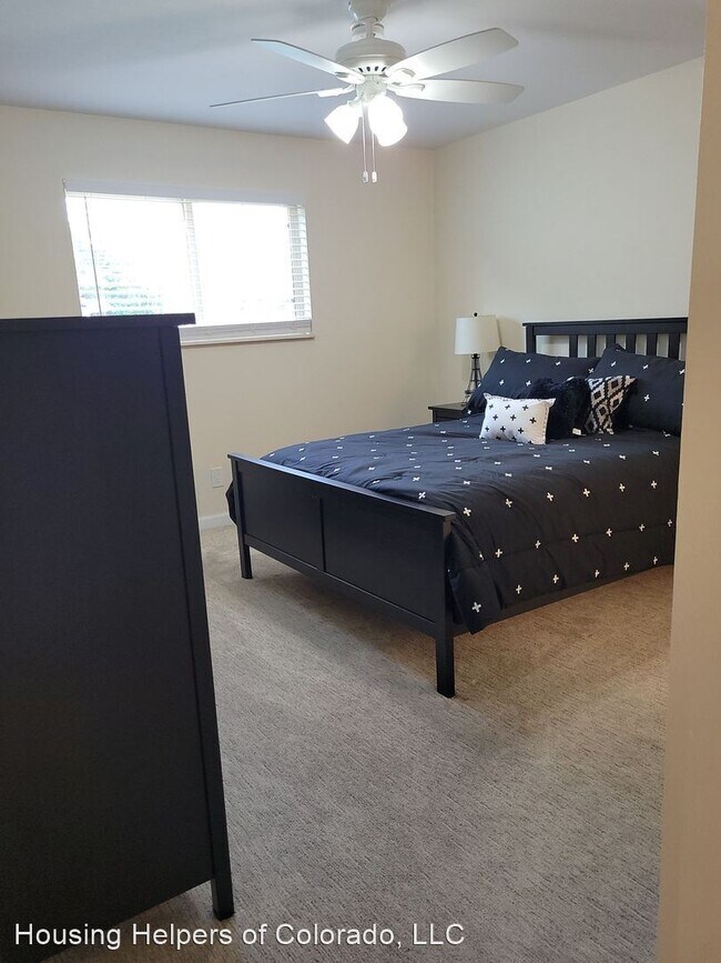 Building Photo - 2 br, 2 bath House - 625 Manhattan Place #208