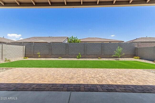 Building Photo - 44713 N 44th Dr
