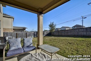 Building Photo - 1423 Hummingbird