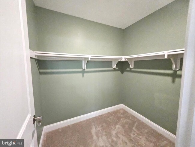 Building Photo - 5 Harcourt Dr