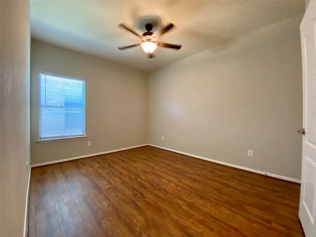 Building Photo - 19907 Kiawah Dr