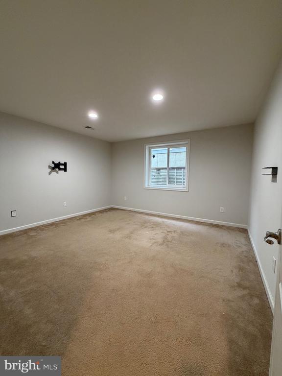 Building Photo - 122 E General Grey Ct