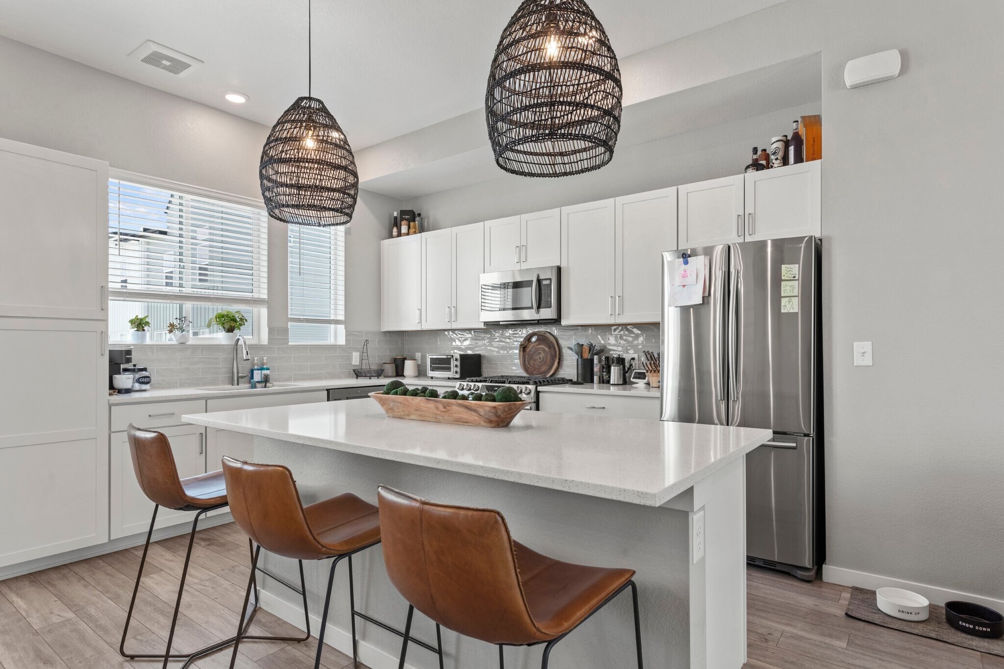 Building Photo - 6768 Quivas Way