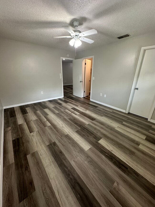 Building Photo - 8085 Omaha Cir