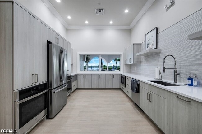 Building Photo - 12601 Mastique Beach Blvd