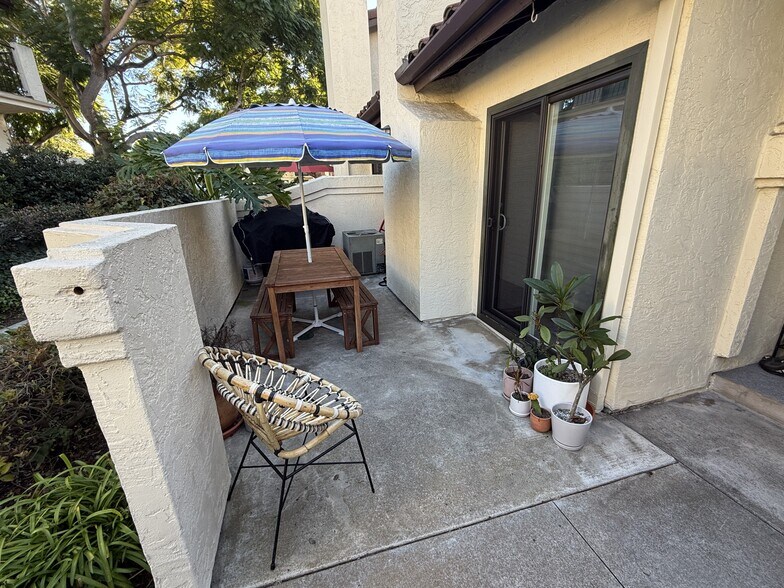 Building Photo - 4130 Porte de Palmas