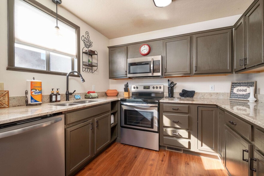 Building Photo - 24 Preston Trail