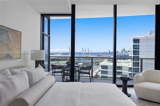 Building Photo - 500 Alton Rd