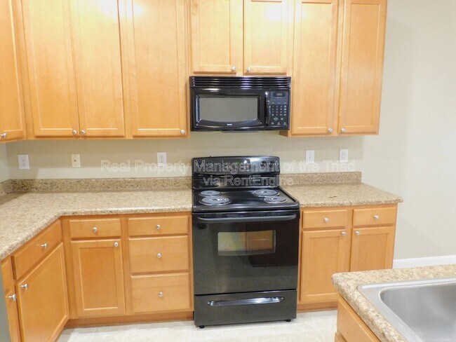 Building Photo - 6115 Morgan Ashley Dr