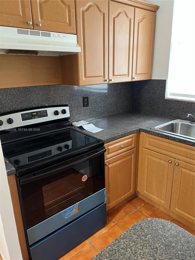 Building Photo - 1801 S Treasure Dr