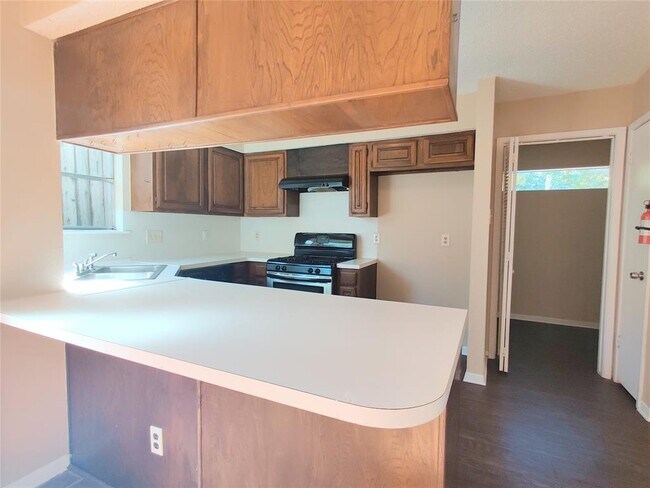 Building Photo - 5346 Randon Rd