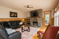 Building Photo - 179 N Mountain Ln