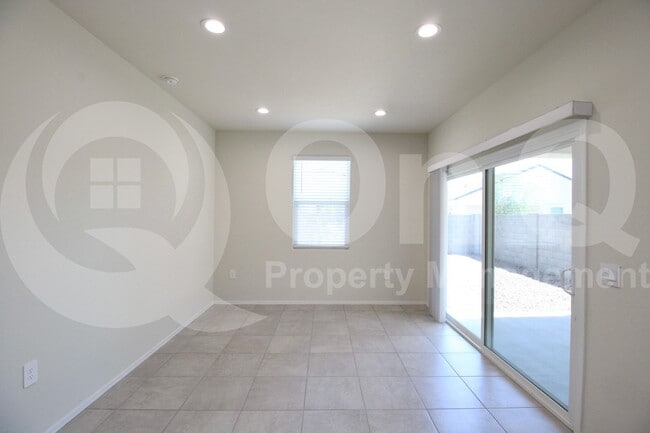 Building Photo - 18577 W Bronco Trl