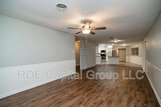 Building Photo - 4421 Ida Way