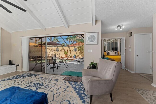 Building Photo - 5053 Maui Cir