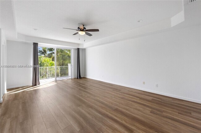 Building Photo - 16449 SW 84th Pl