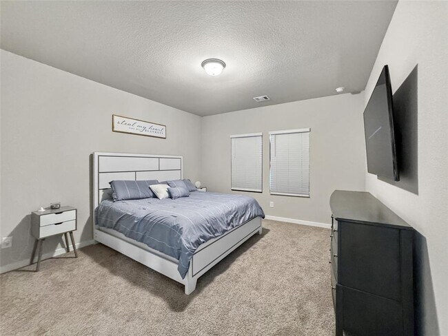 Building Photo - 18602 Etta Pnes Cir