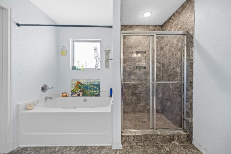 Building Photo - 5508 Peach Dr