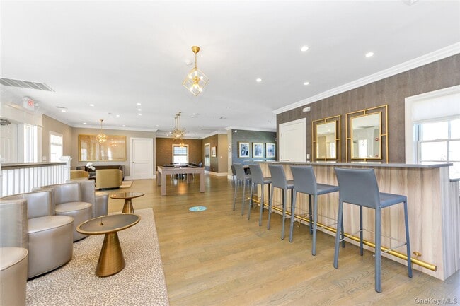 Building Photo - 601 Grist Mill Cir