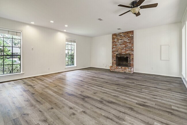 Building Photo - 12526 Boheme Dr