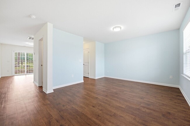 Building Photo - 448 Botanical Ct