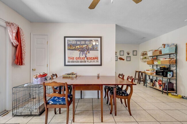 Building Photo - Updated Home Off Old Bainbridge Road