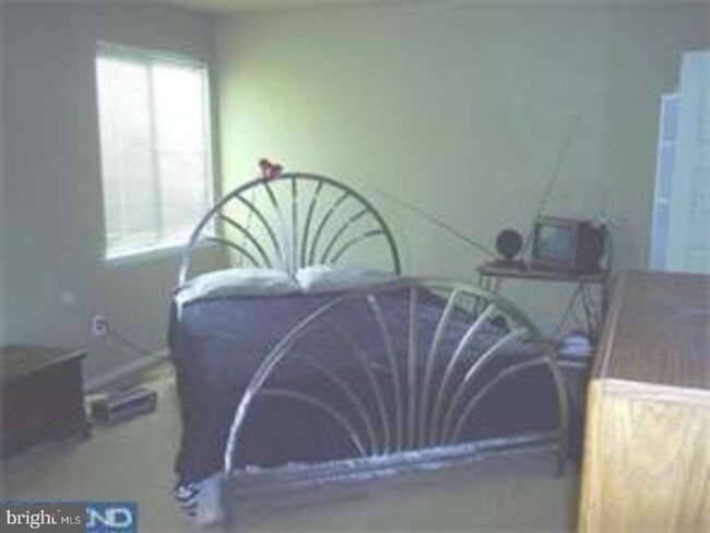 Building Photo - 4844 Oxford Ct
