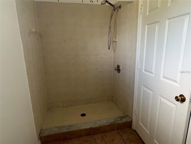 Building Photo - 270 Chadworth Dr