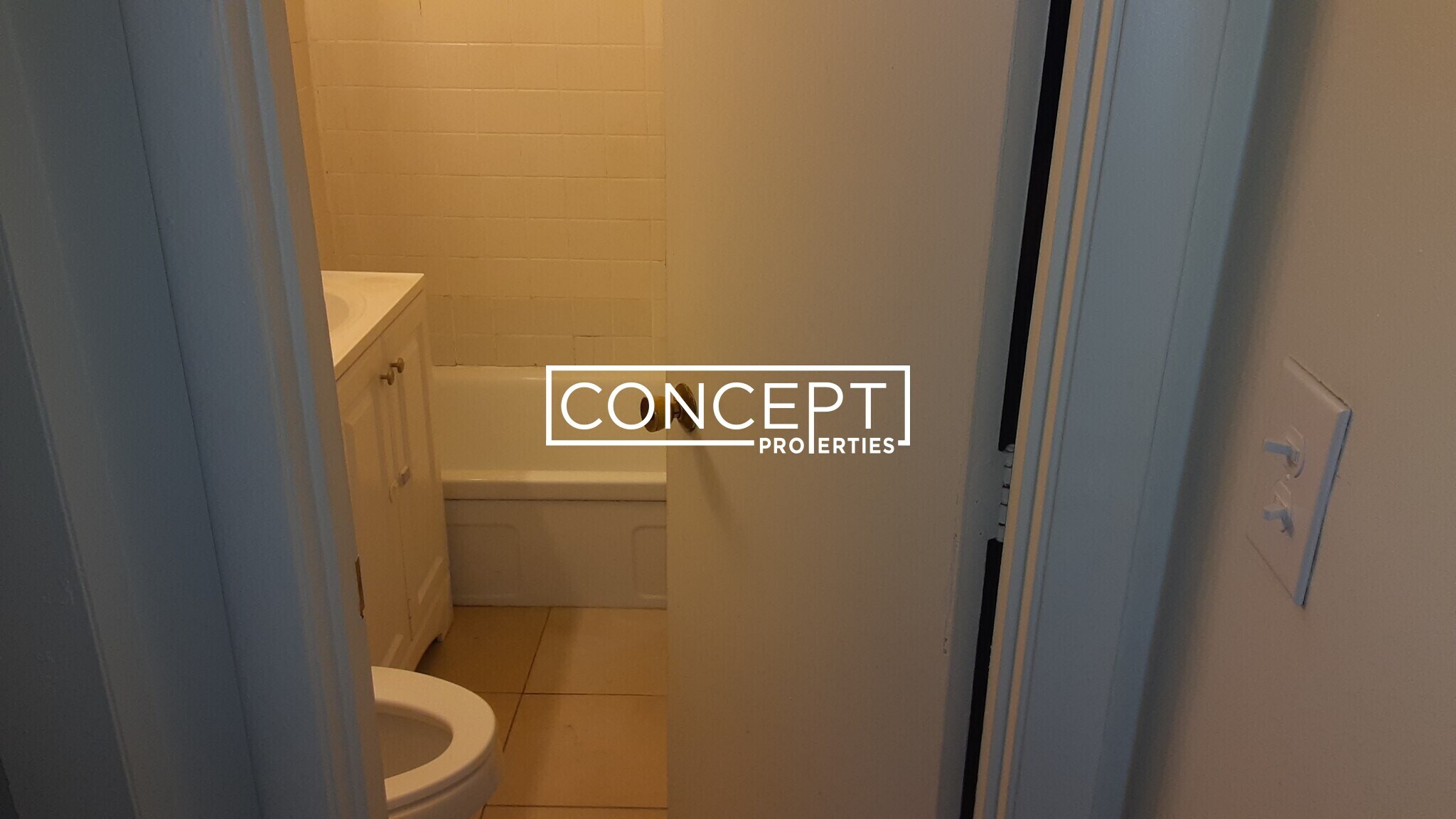 Building Photo - 365 Faneuil St