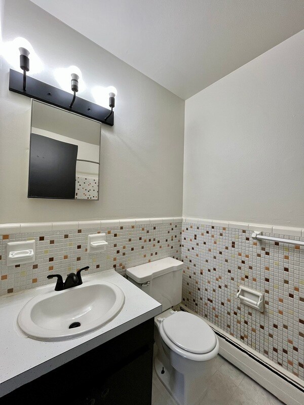 Building Photo - 750 Harrison Blvd