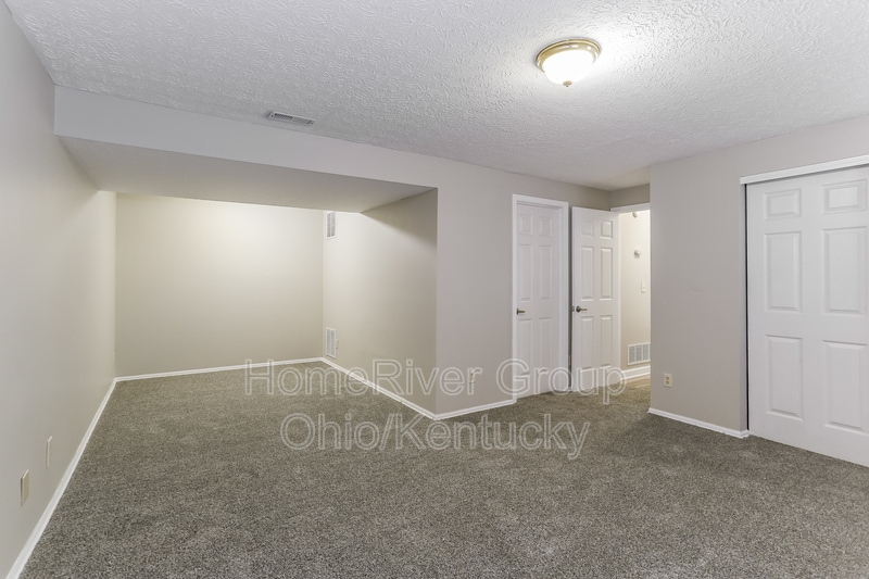 Building Photo - 1707 Farberdale Dr