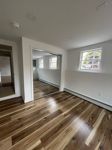 Building Photo - 222 Primrose Hill Rd