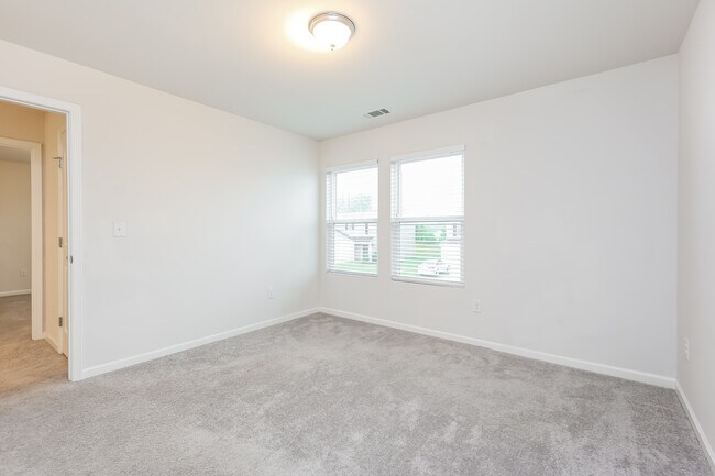 Building Photo - 506 Springtime Ln