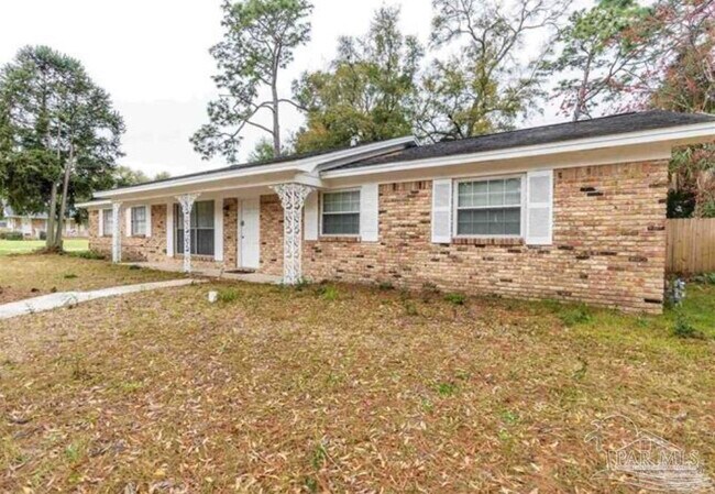 Building Photo - 8100 6 Pence Dr