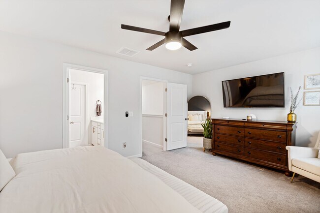 Building Photo - Modern 3-Bedroom Townhome in Magnolia Trace!